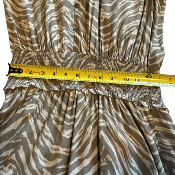 Rails Jasmine Dress Size L Safari Wild Cat Print Smocked Waist Tiered Bottom - Picture 3 of 10